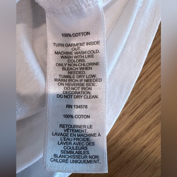 🩷 VineYard Vines Long Sleeve 🩷 - Picture 5 of 6